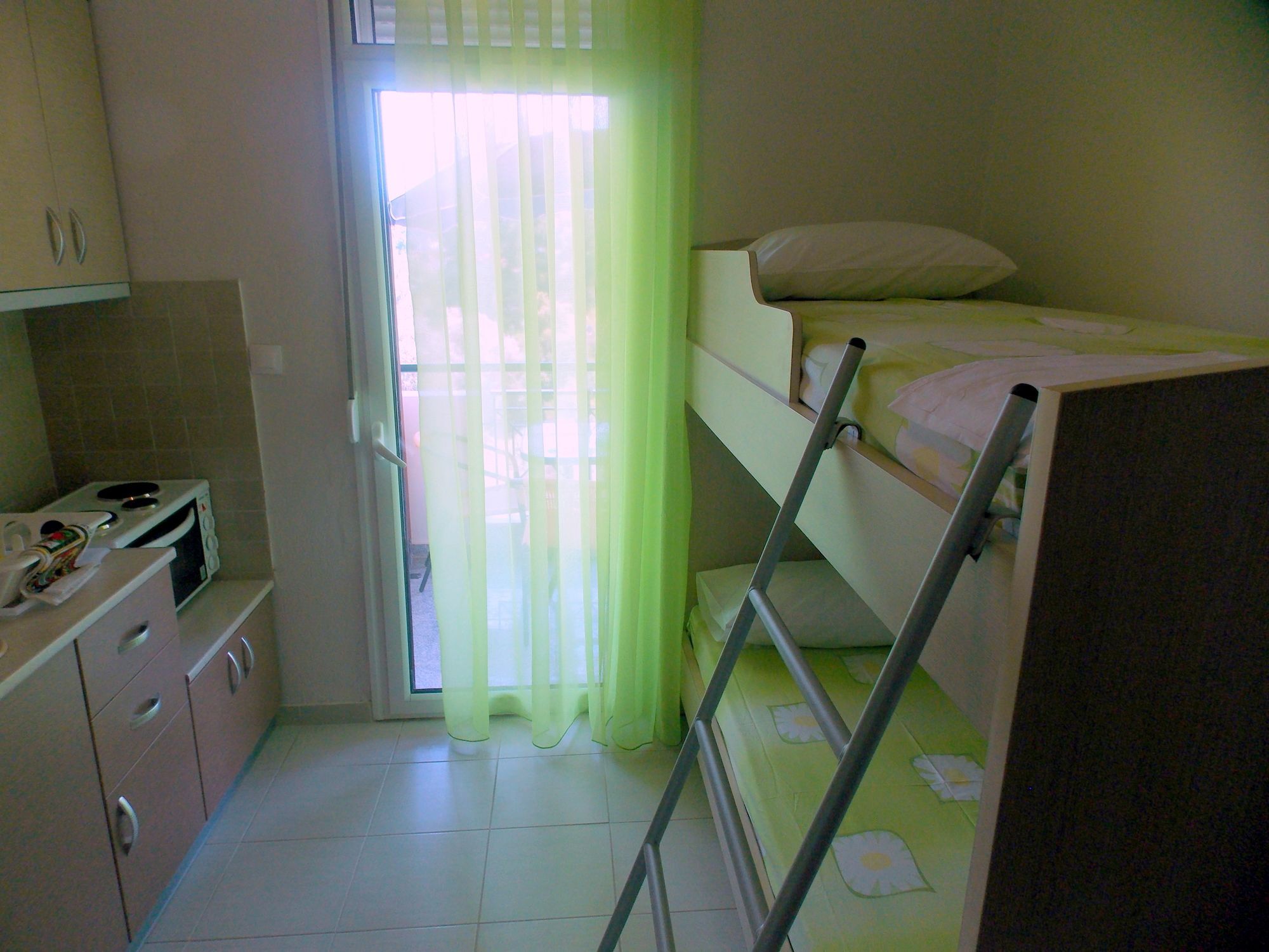 Nikos Apartments Ситония Екстериор снимка