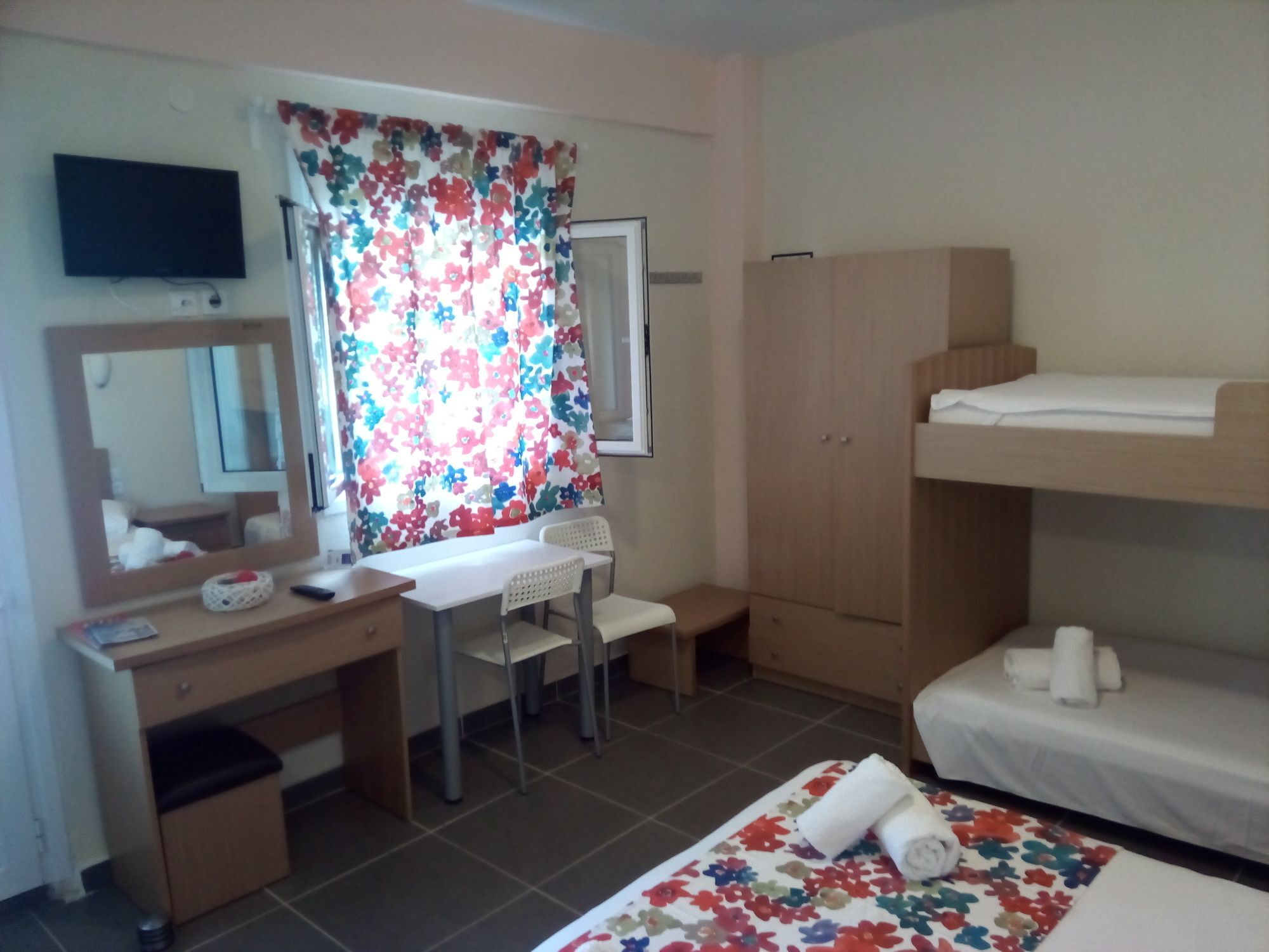 Nikos Apartments Ситония Екстериор снимка